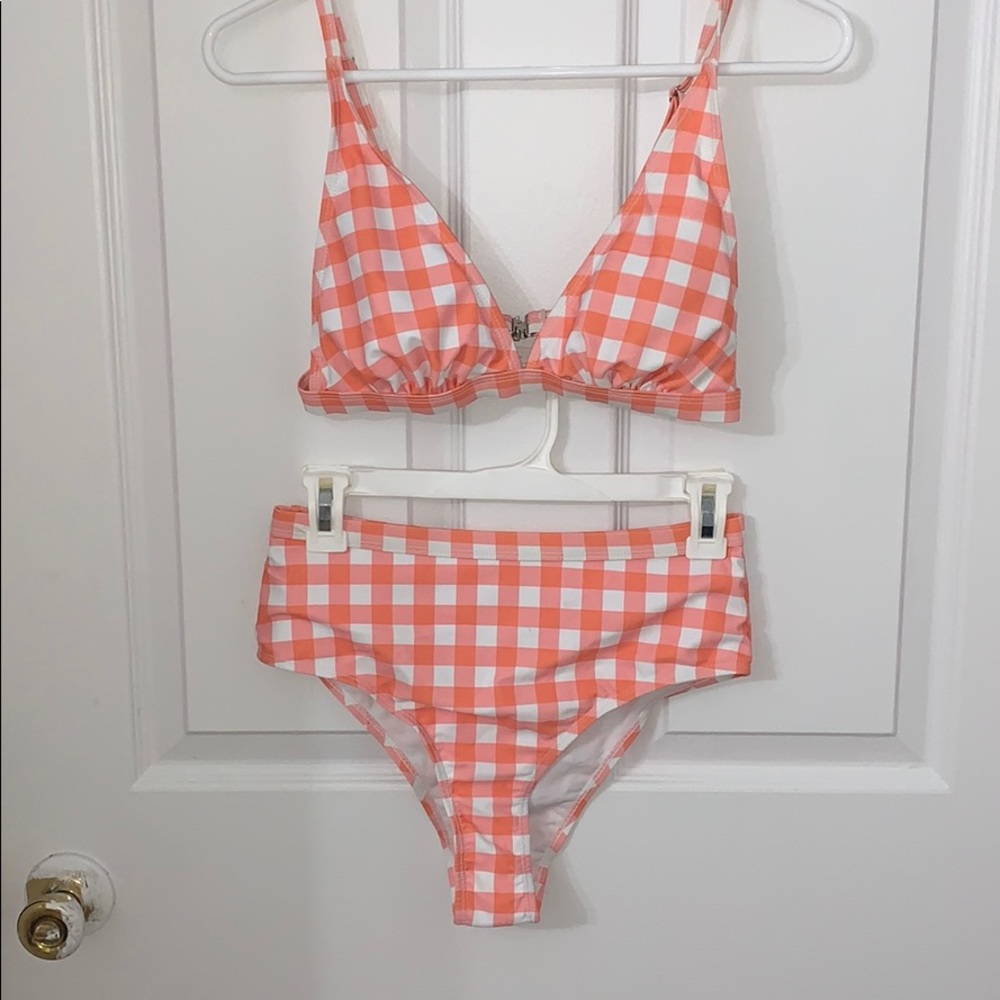 Pink bikini set